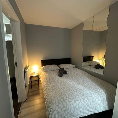 Central London - Ground Floor 2 Bedrooms Apartment ภายนอก รูปภาพ