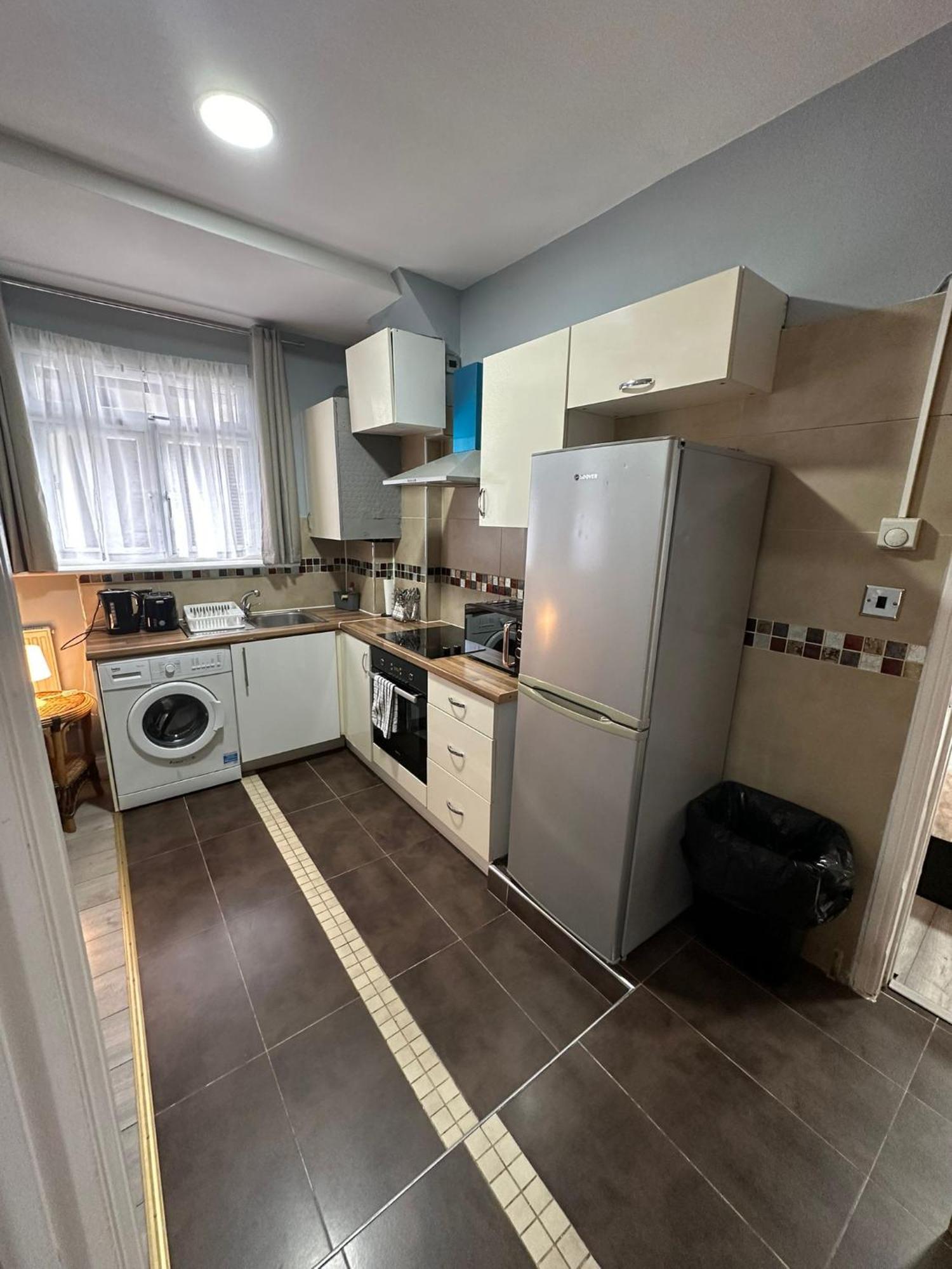 Central London - Ground Floor 2 Bedrooms Apartment ภายนอก รูปภาพ