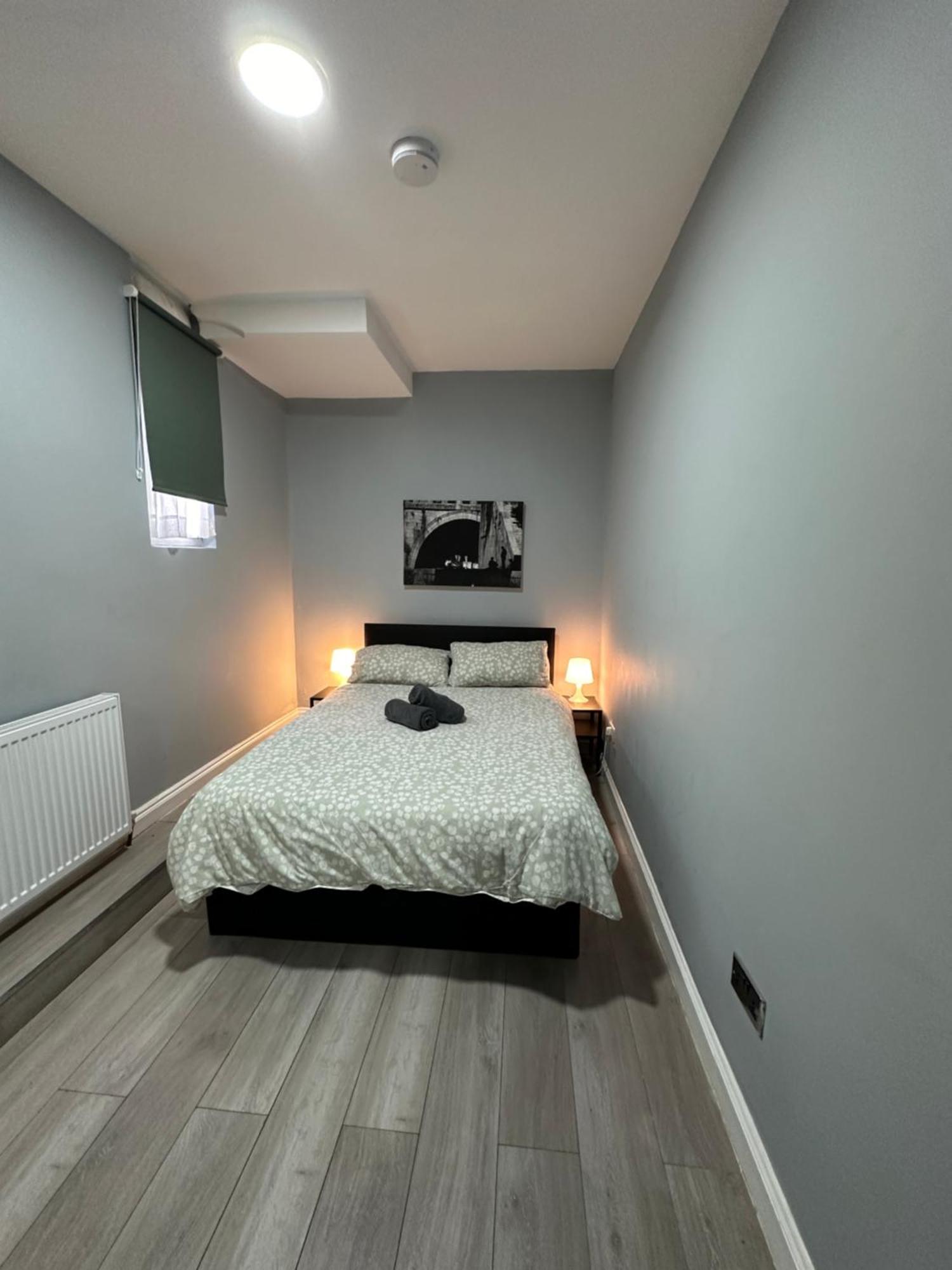Central London - Ground Floor 2 Bedrooms Apartment ภายนอก รูปภาพ